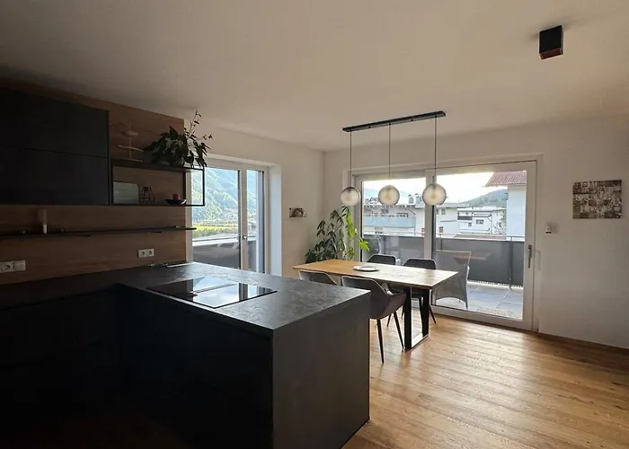 Modern Near Zillertal Apartman *